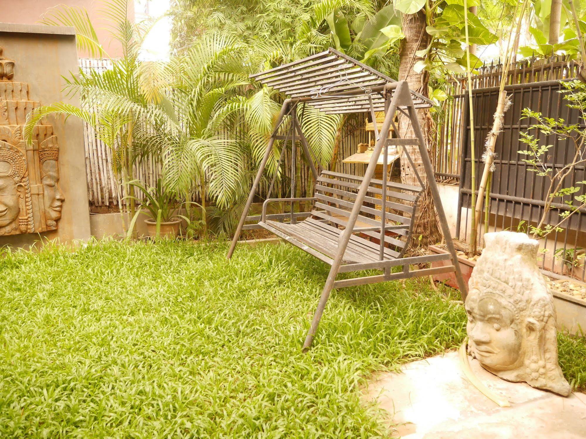 The City Premium Guesthouse Siem Reap Ngoại thất bức ảnh