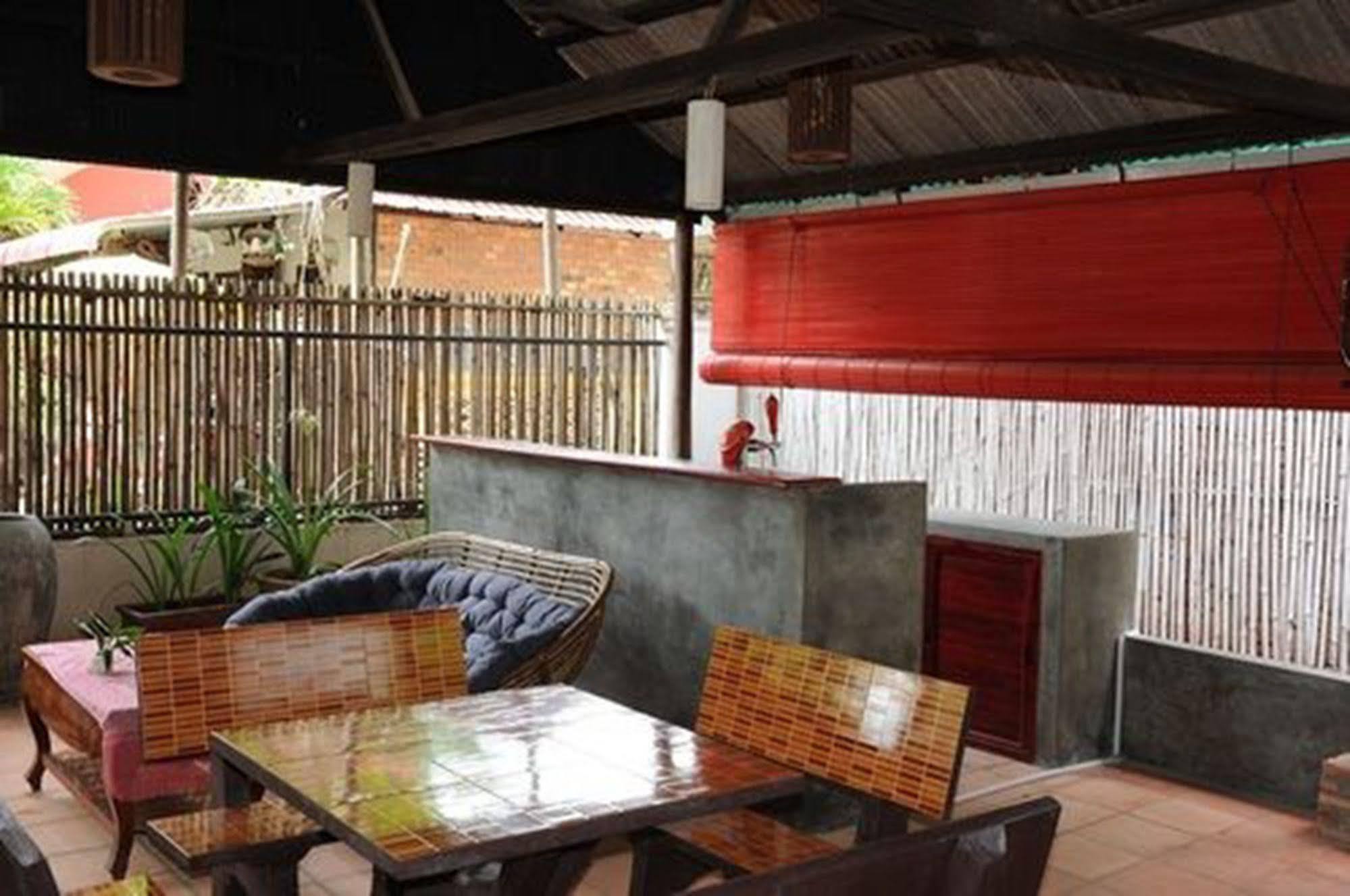 The City Premium Guesthouse Siem Reap Ngoại thất bức ảnh